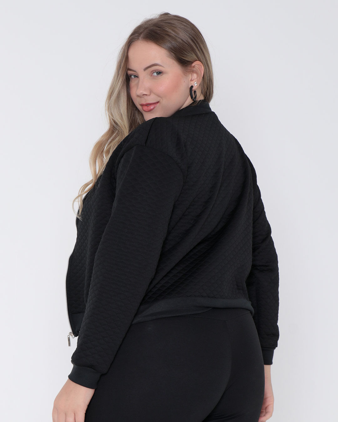 Blusa-22349-Matelasse-Ziper---Preto