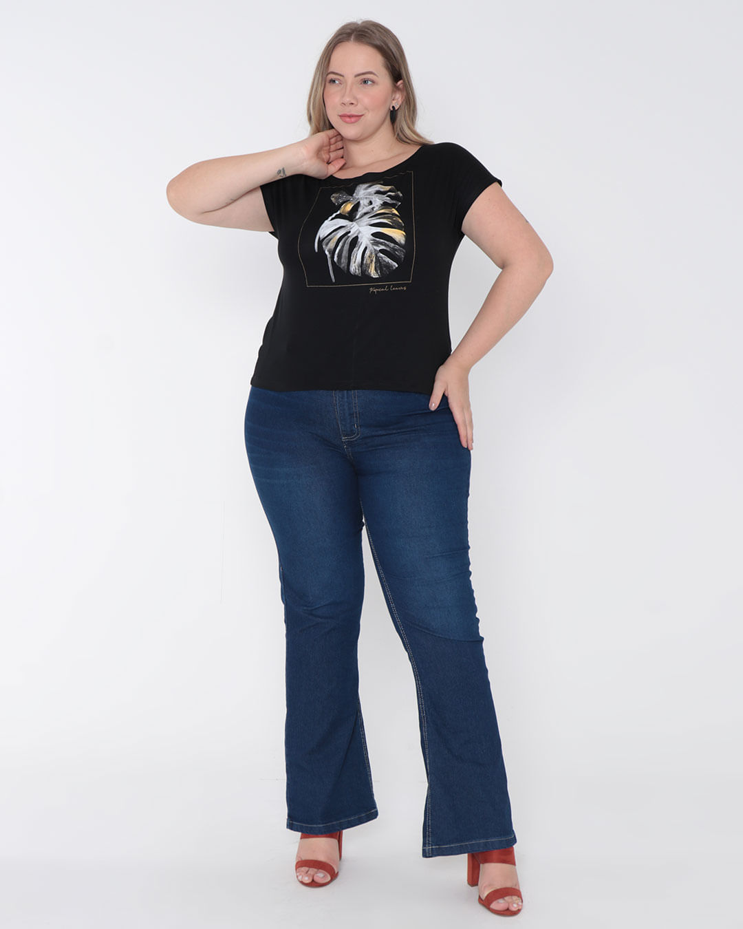Blusa-7779-Estampada-Preta-Mesa---Preto