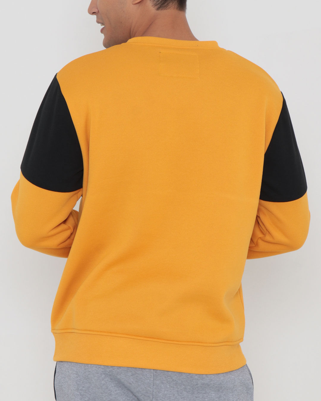 Moletom-Gc-Fech-Tcch04---Preto
