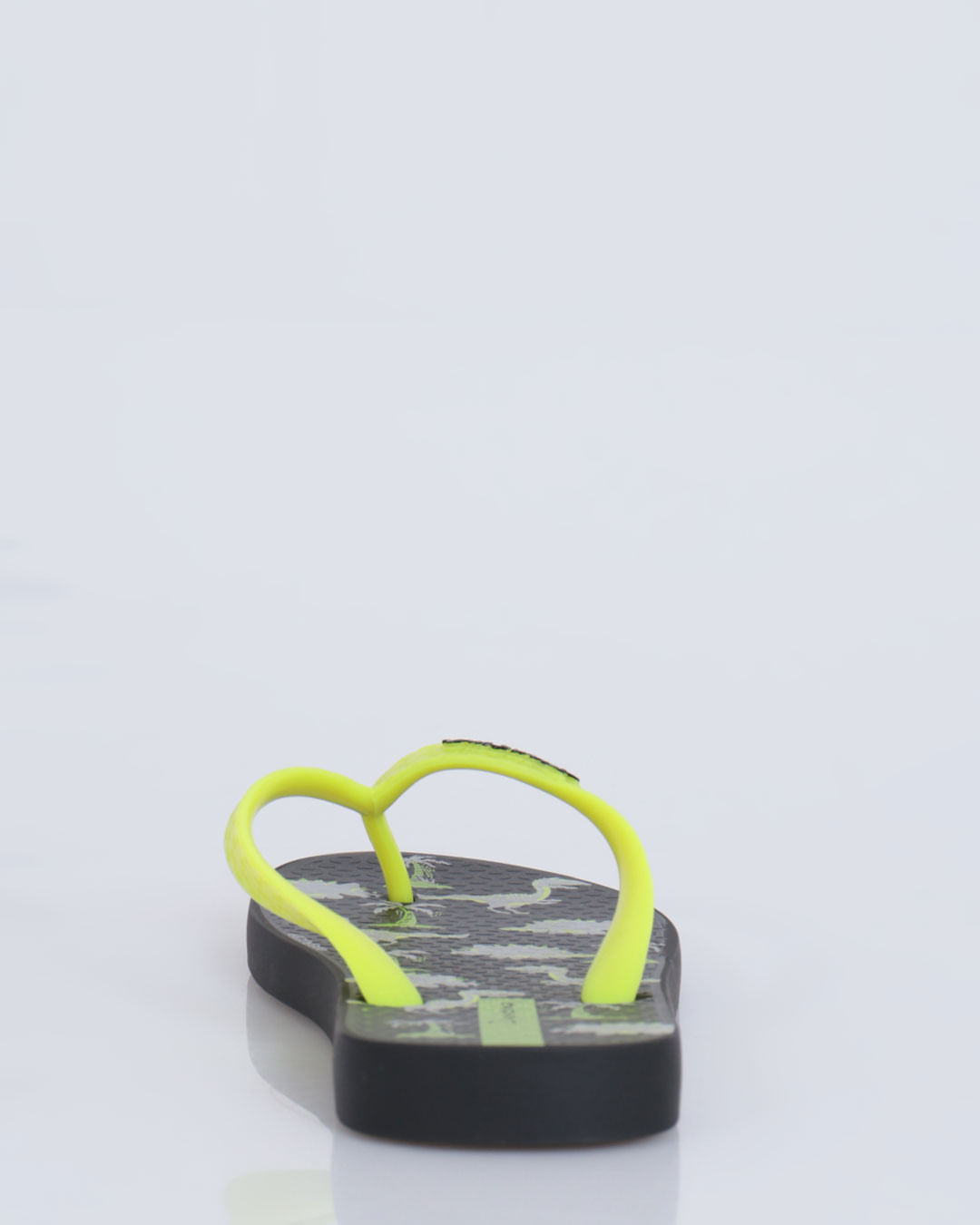 Chi-Info-27012-Ag883-Ptovde-Fanta---Preto