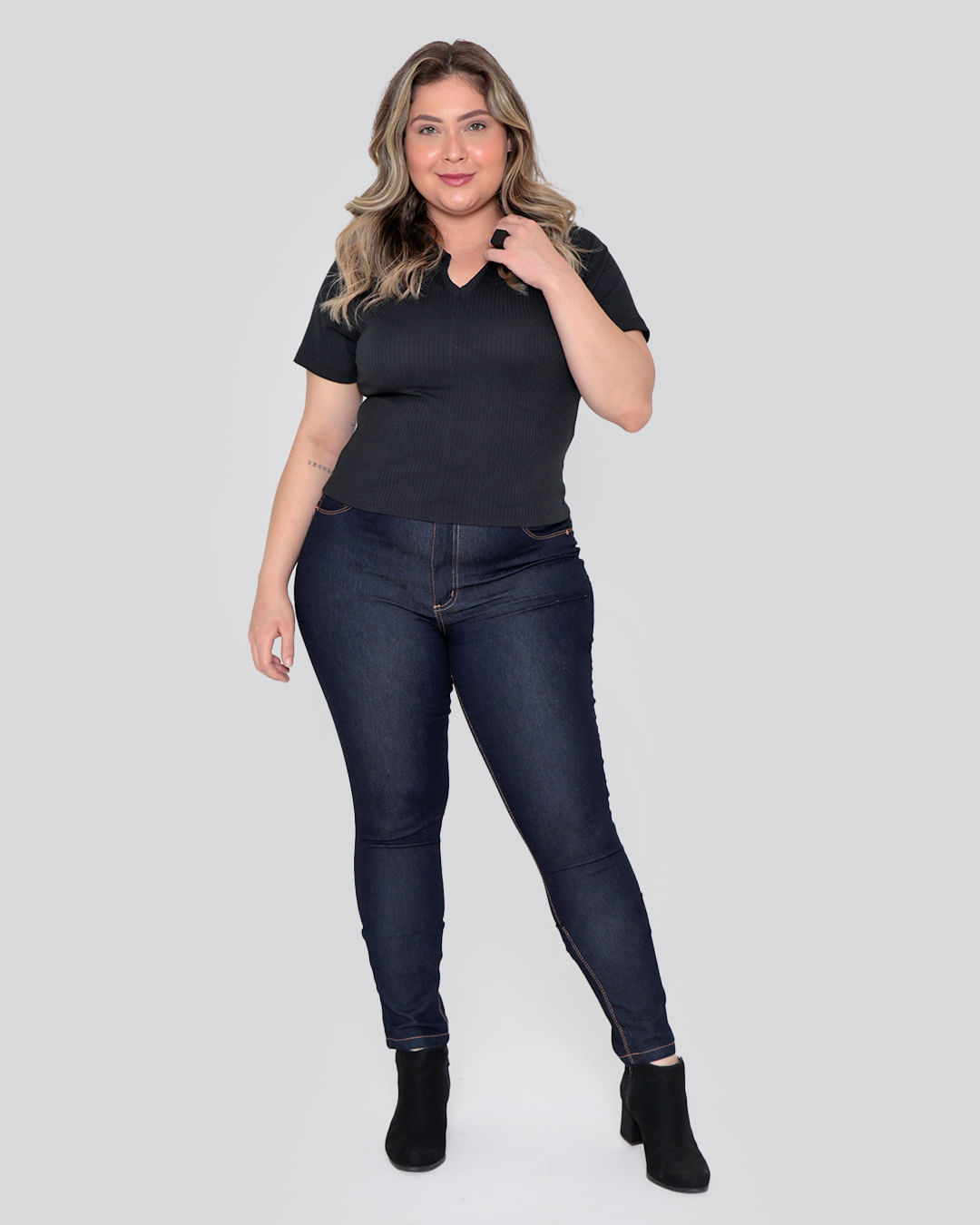 Tshirt-22352-Canelada-Golinha---Preto