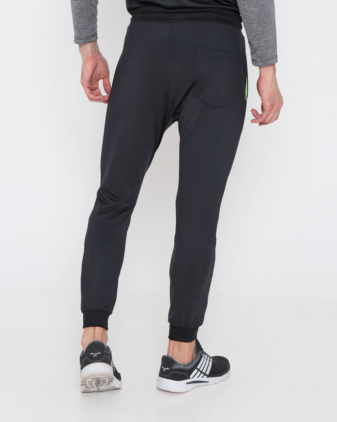 Cal-Helanca-Felpa-Ptochb-Sw080079---Preto