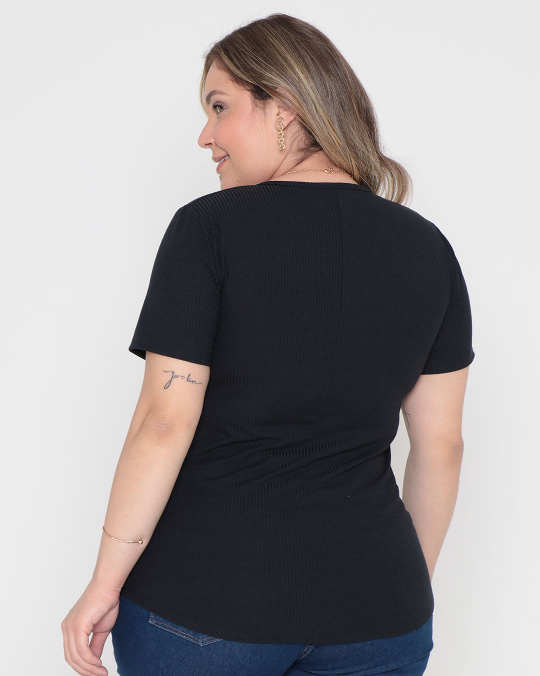 Blusa-Decote-V-178101-Canelada---Preto