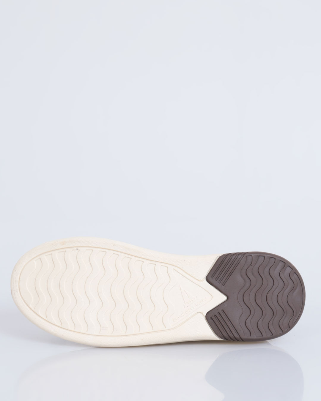 Slipon-9108-Logan-Caramelo-Furos---Marrom-Medio