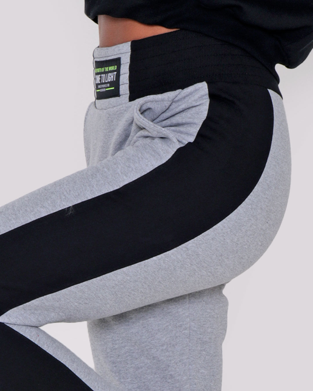 Calca-Moletom-Detalhe-No-Cos-65074---Cinza-Claro