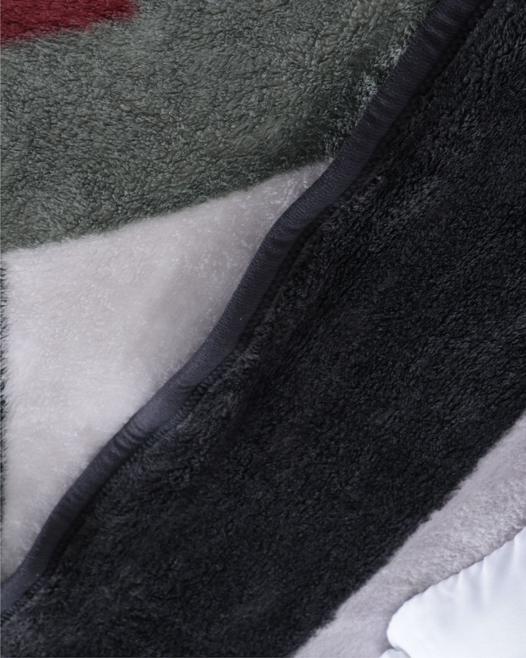 Cobertor-Kyor-Plus-Amalfi-180x220cm-Cinz---Cinza-Medio