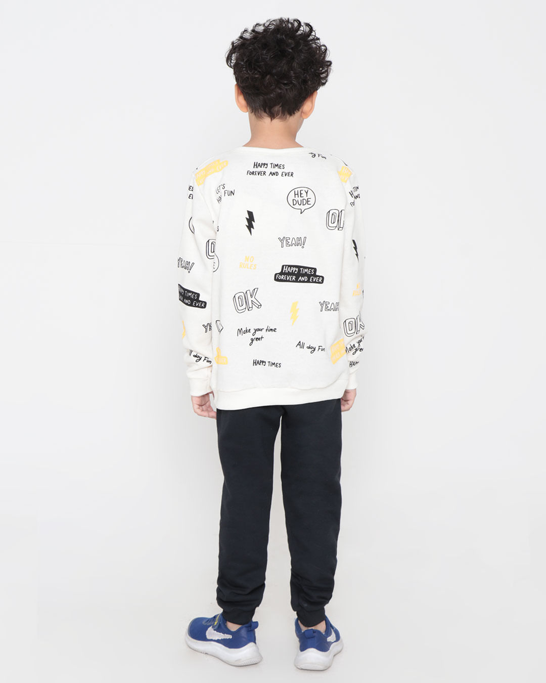 Conj-22455-Fc-Gc-Mol-M-48-Street---Off-White
