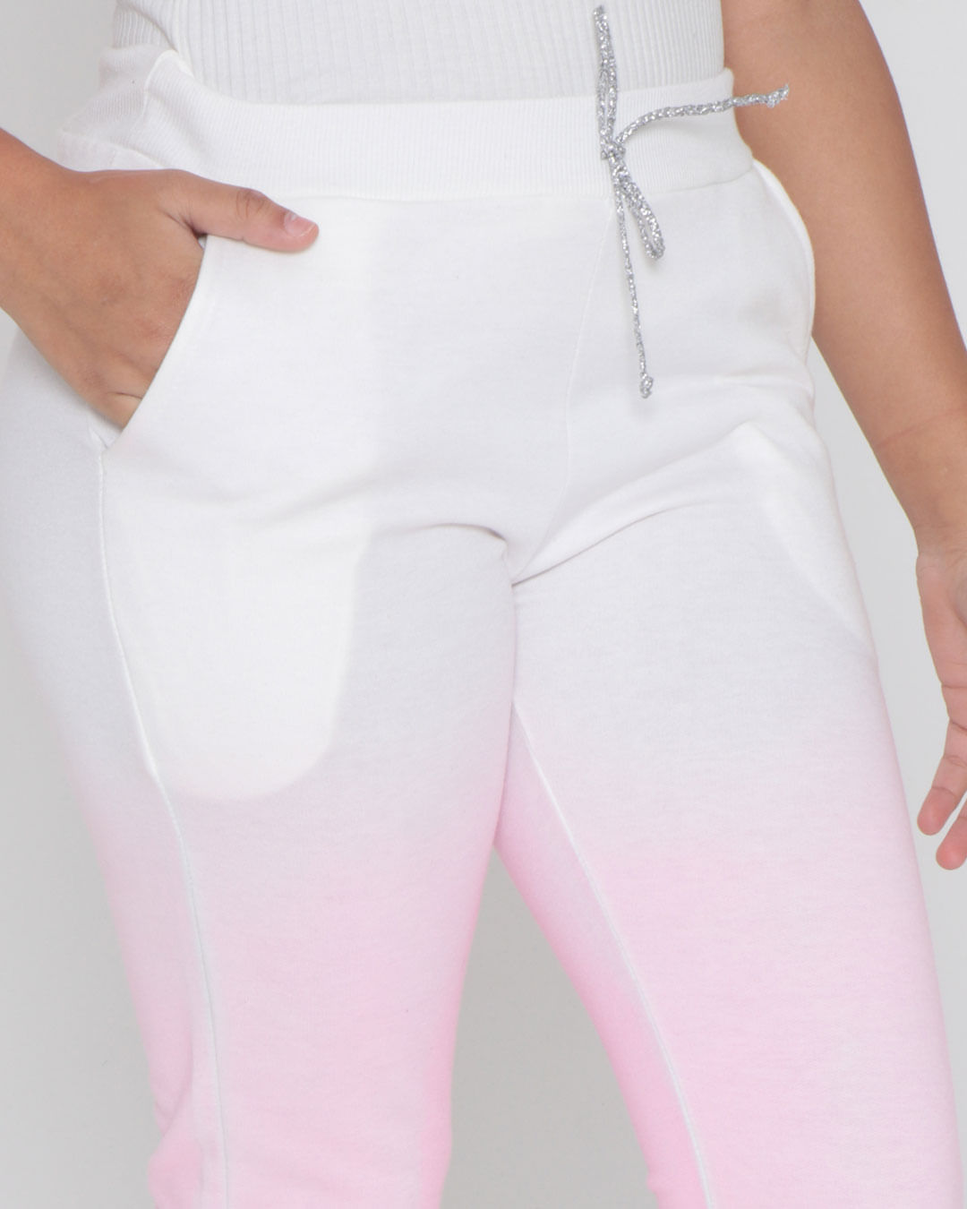Calca-22909-Mol-Dip-Dye-F-1016---Off-White