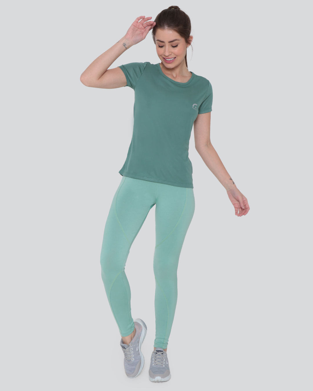 Blusa-Mc-Ref090-Basica---Verde-Medio