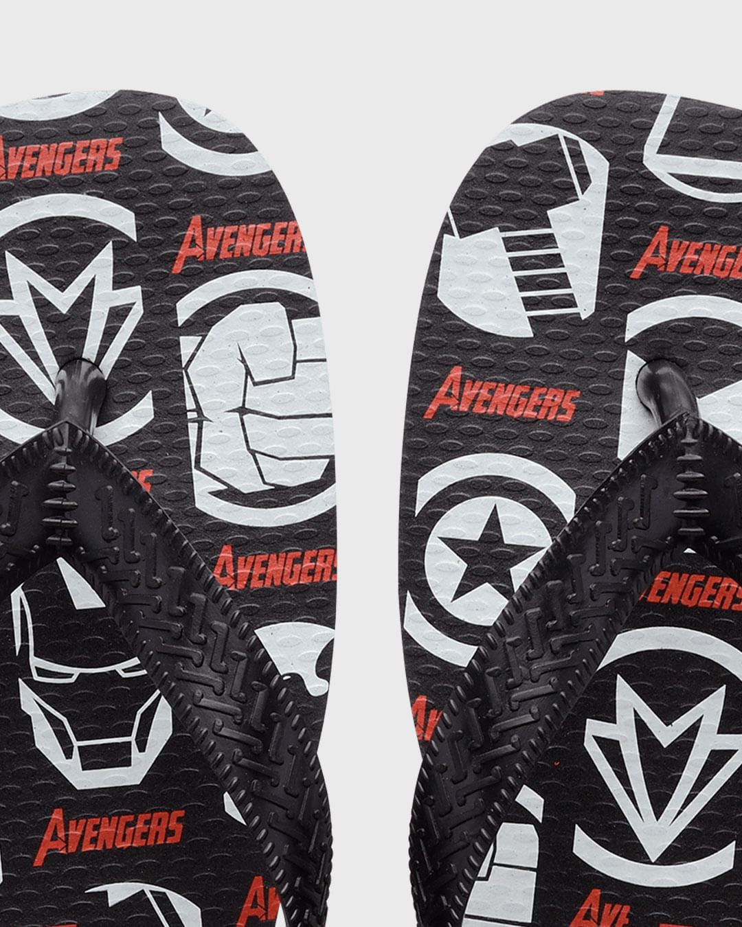 Chi-Mas-4146953-0090-Preto-Marvel---Preto