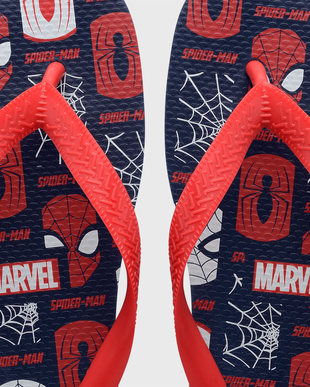 chi-Inf-4146953-0555-Mari-Marvel---Marinho