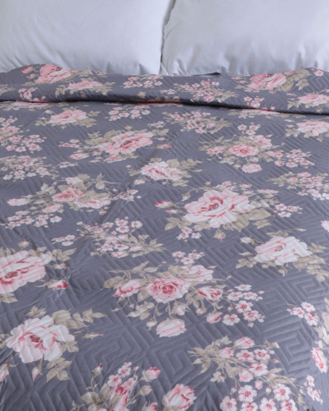 Cobreleito-Vitta-Queen--230m-X-240---Cinza-Floral