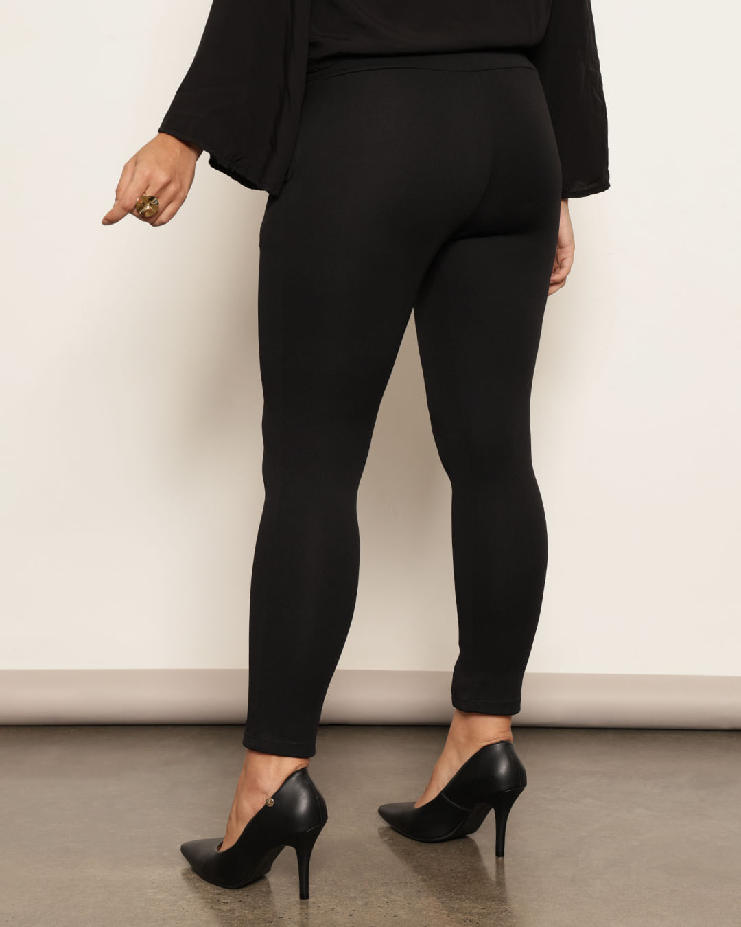 Calca-3872-Crepe-C-Cinto-E-Fenda---Preto