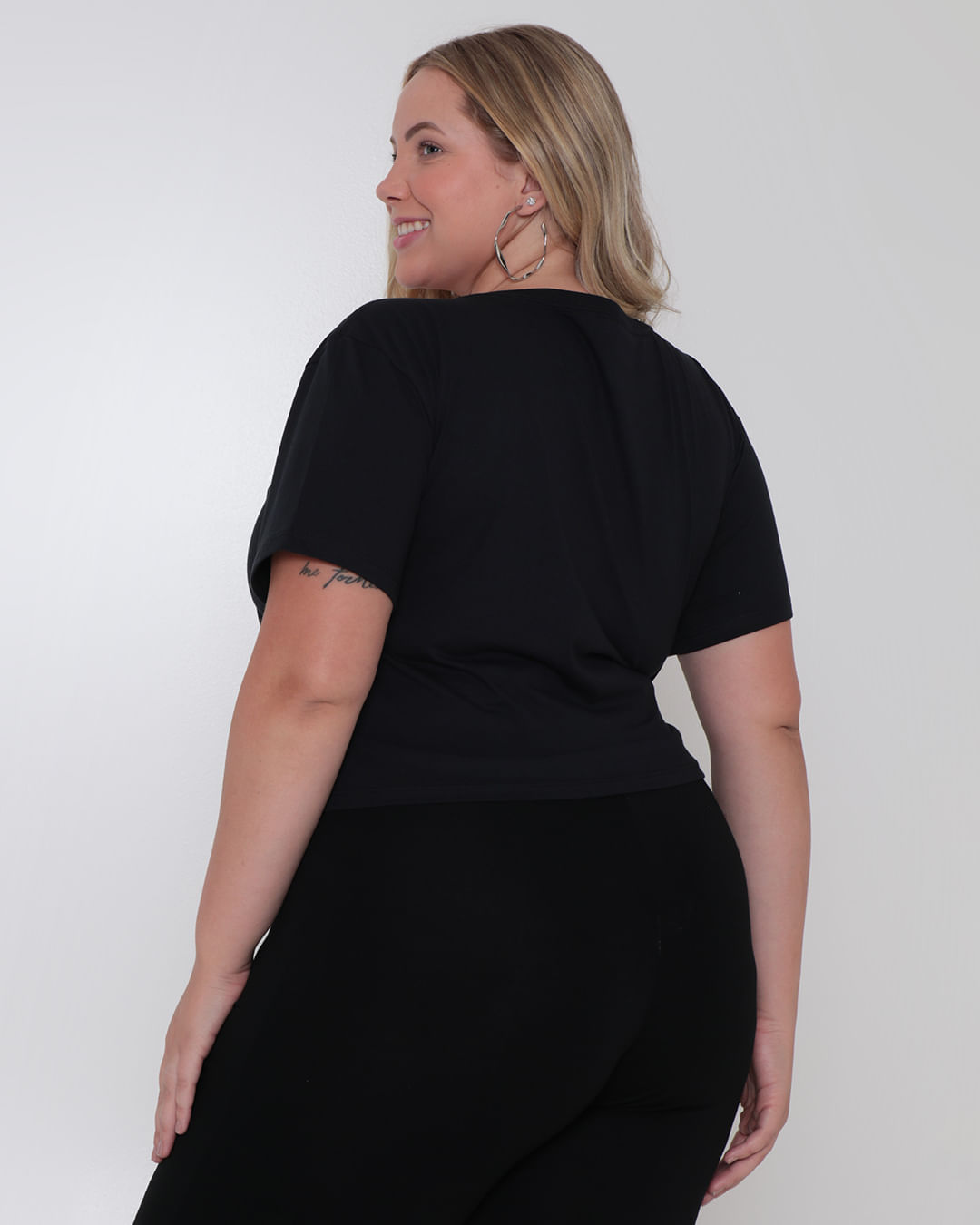 Blusa-Mc-21316-Csilk-Localizado---Preto