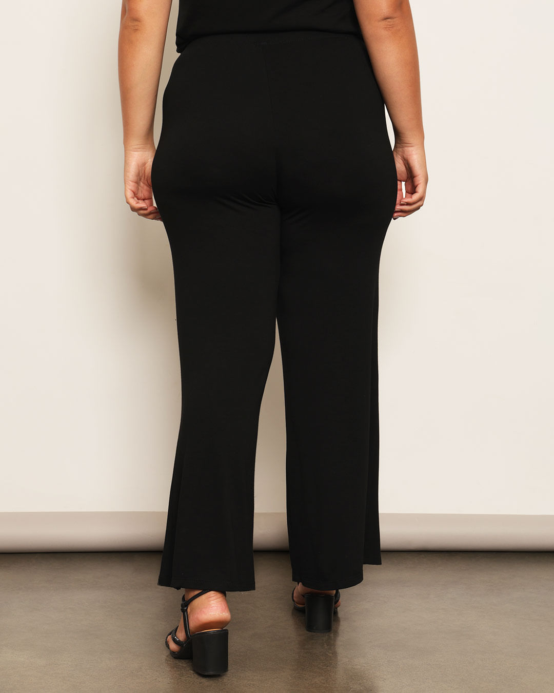 Calca-40497-Flare-Moletinho---Preto