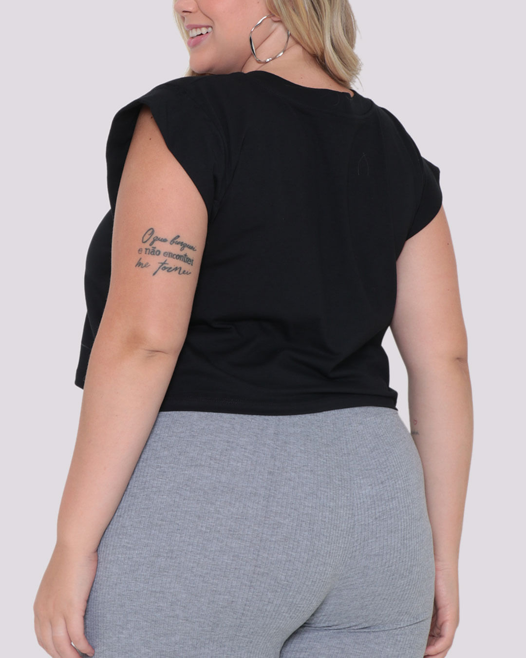T-Shirt-Mc-R2208-Looney-Tunes---Preto