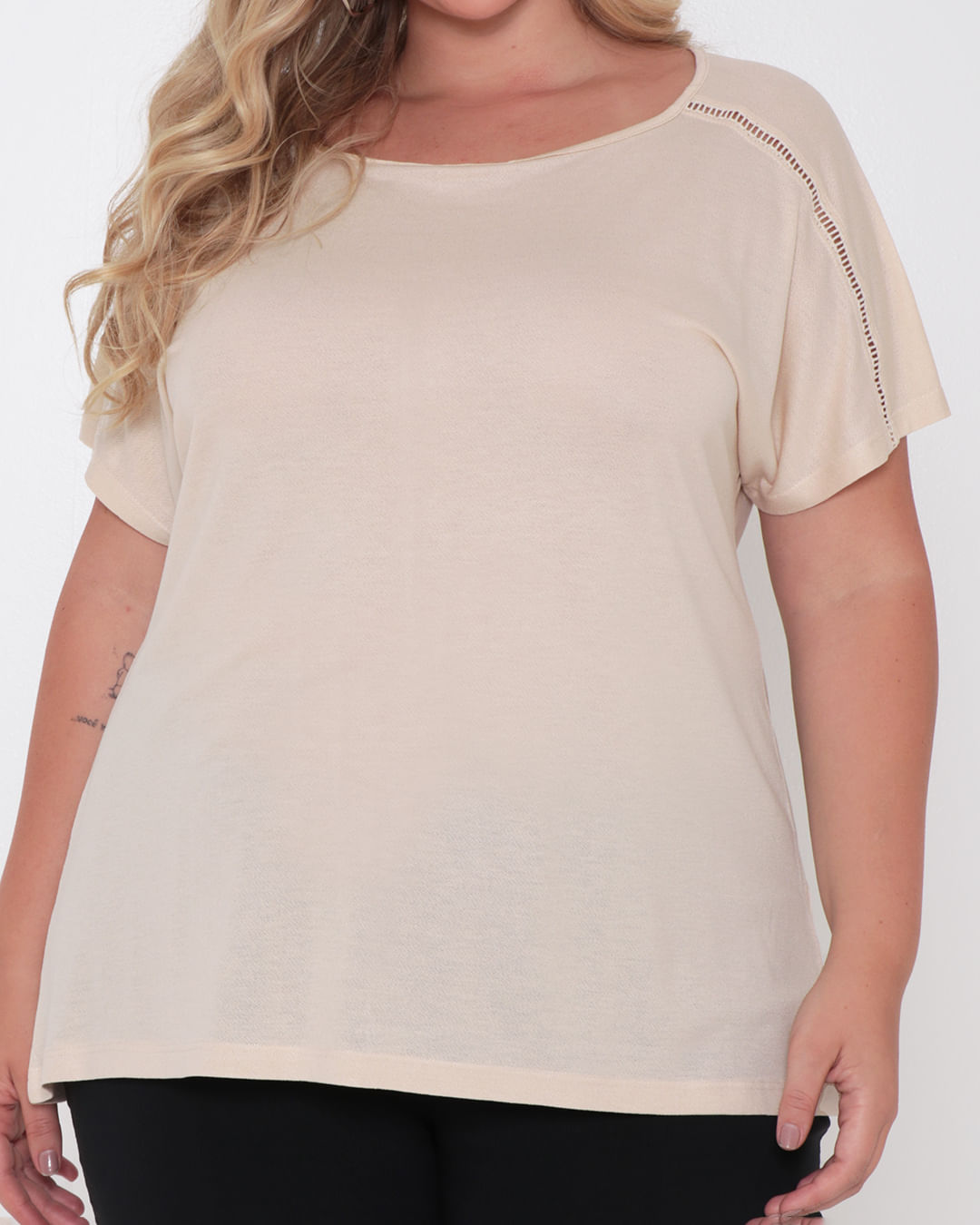 Blusa-Tt236-Mc-Detalhe-Manga---Bege-Claro