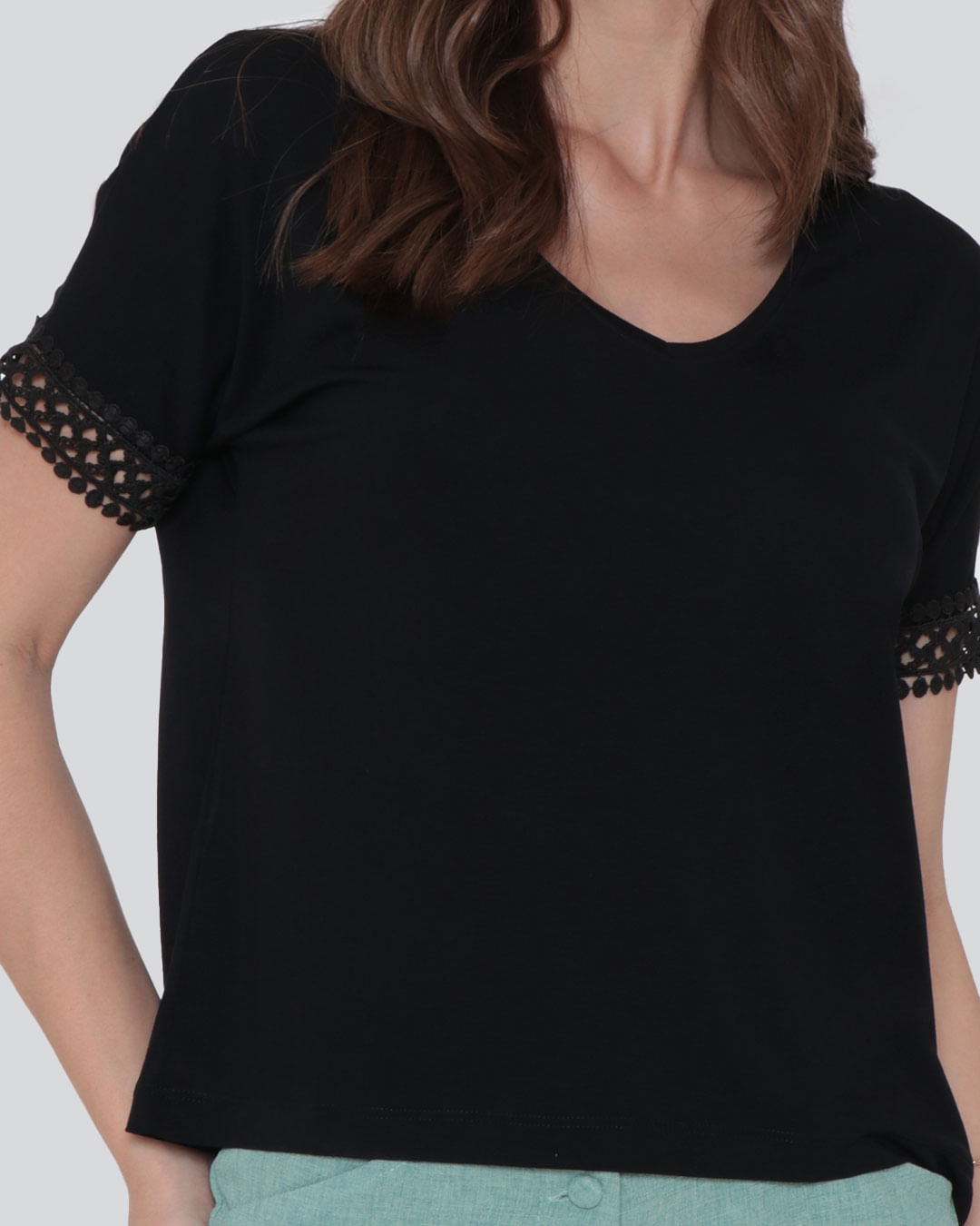 Blusa-Pl60-Decote-V-Detalhe-Manga---Preto