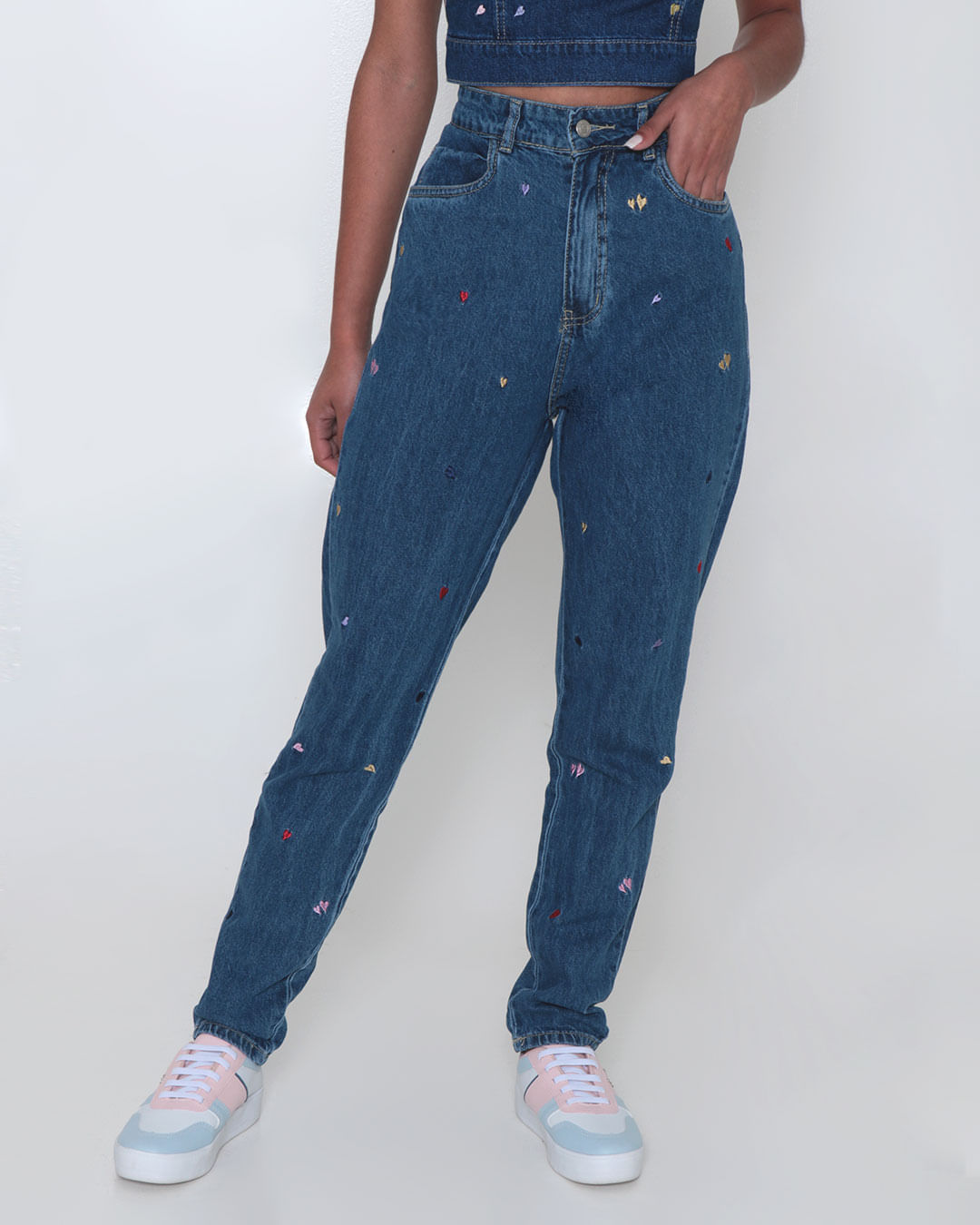 Calca-500450-Jns-Mom-Coracoes-Fem-Ad---Blue-Jeans-Medio