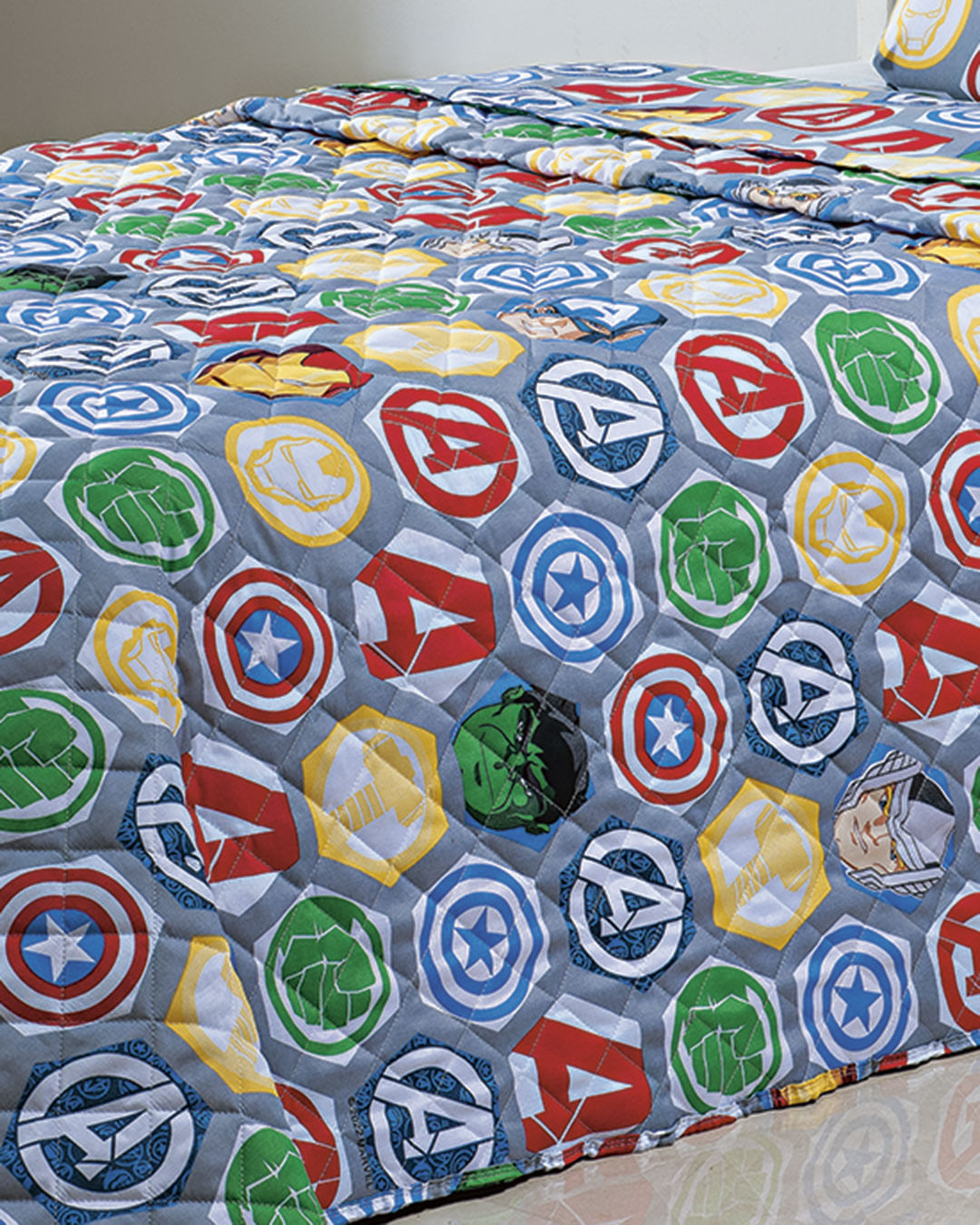 Colcha-Soft-Solt-Avengers-Logo-Cinza---Cinza-Outros