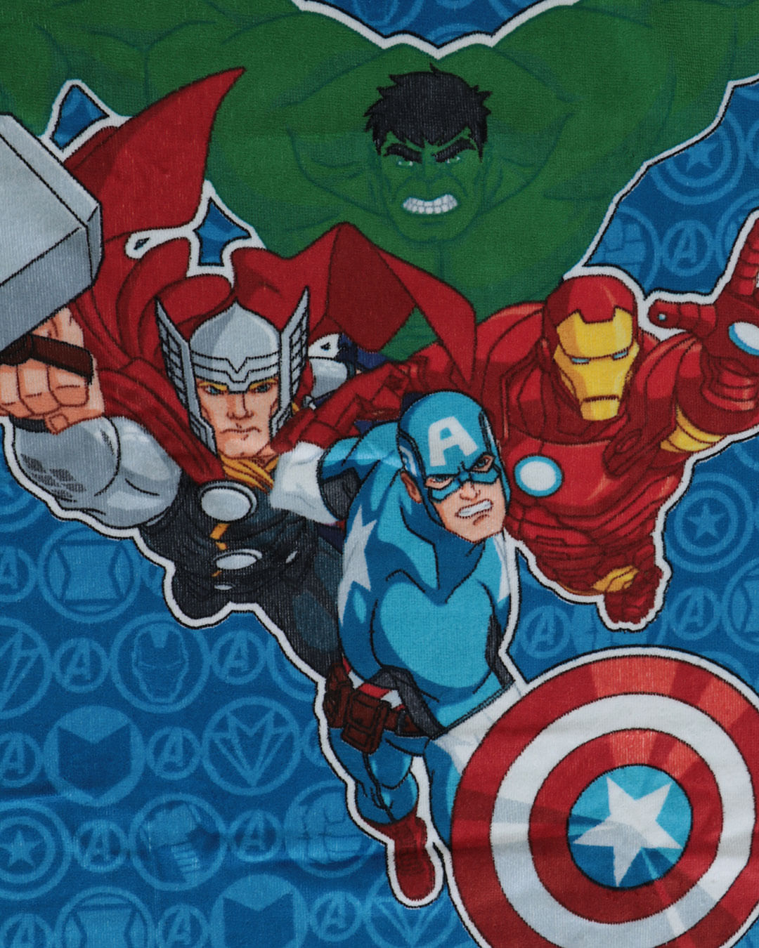 Toalha-Bh-Veludo-70x130-Avengers-2021---Azul-Medio