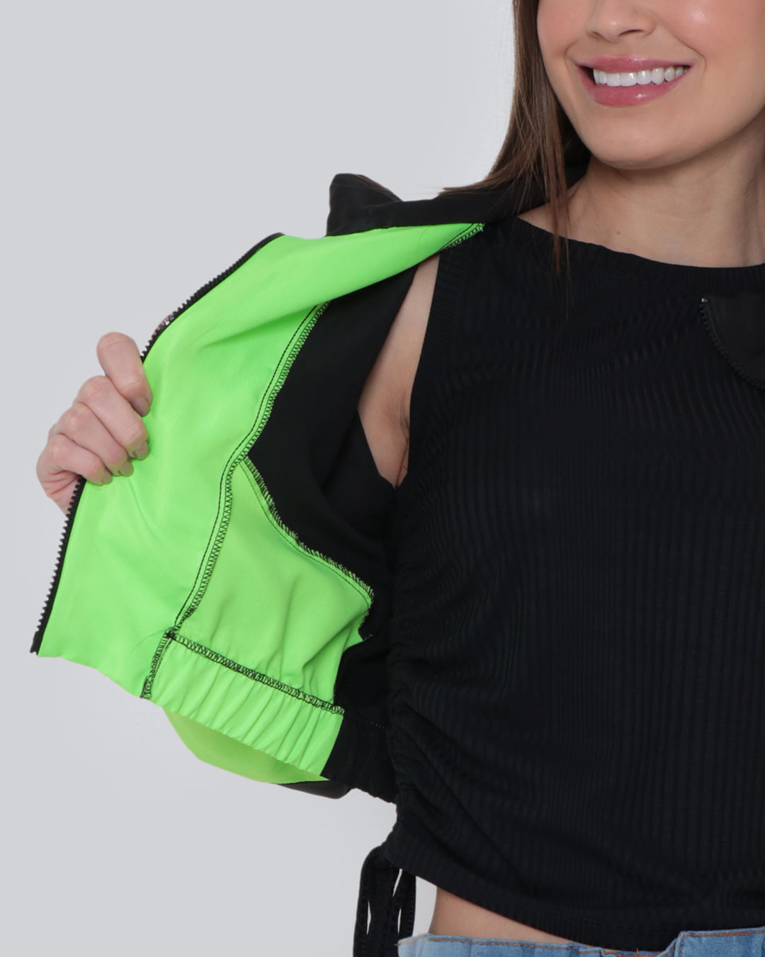 Jaqueta-Cropped-Corta-Vento-11718---Preto-Outros