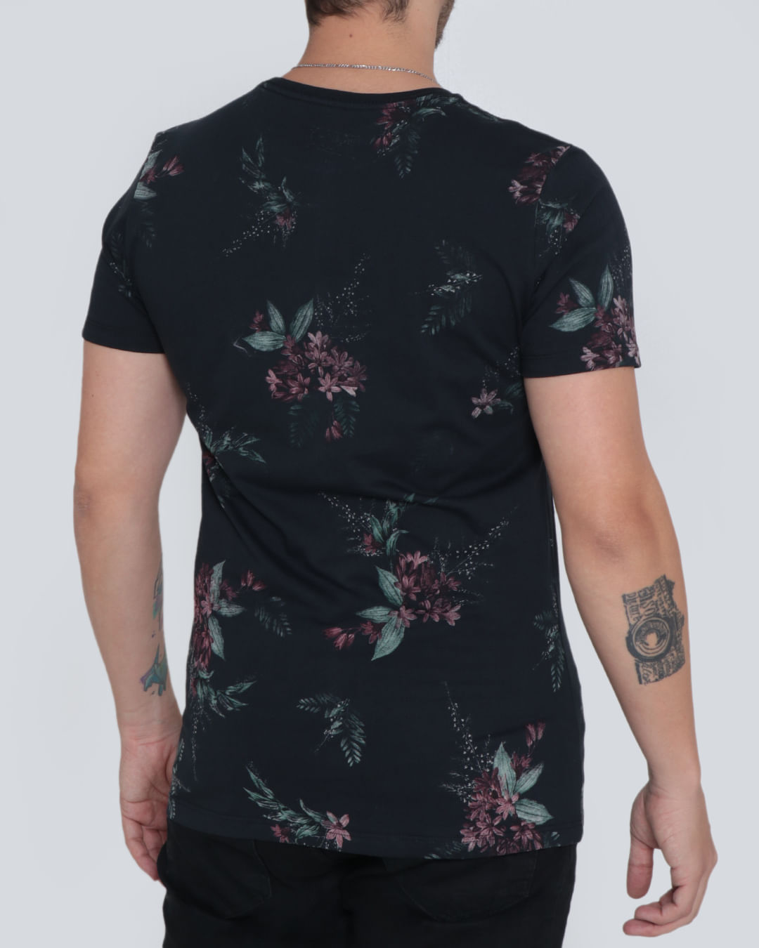 Camiseta-5000074-Flolhagem-Pgg---Preto