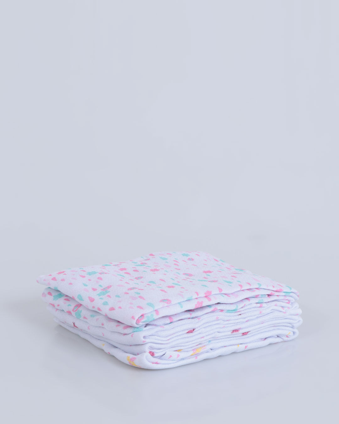 Fralda-Luxo-Est32021-001-C5-F67x70---Branco-Outros