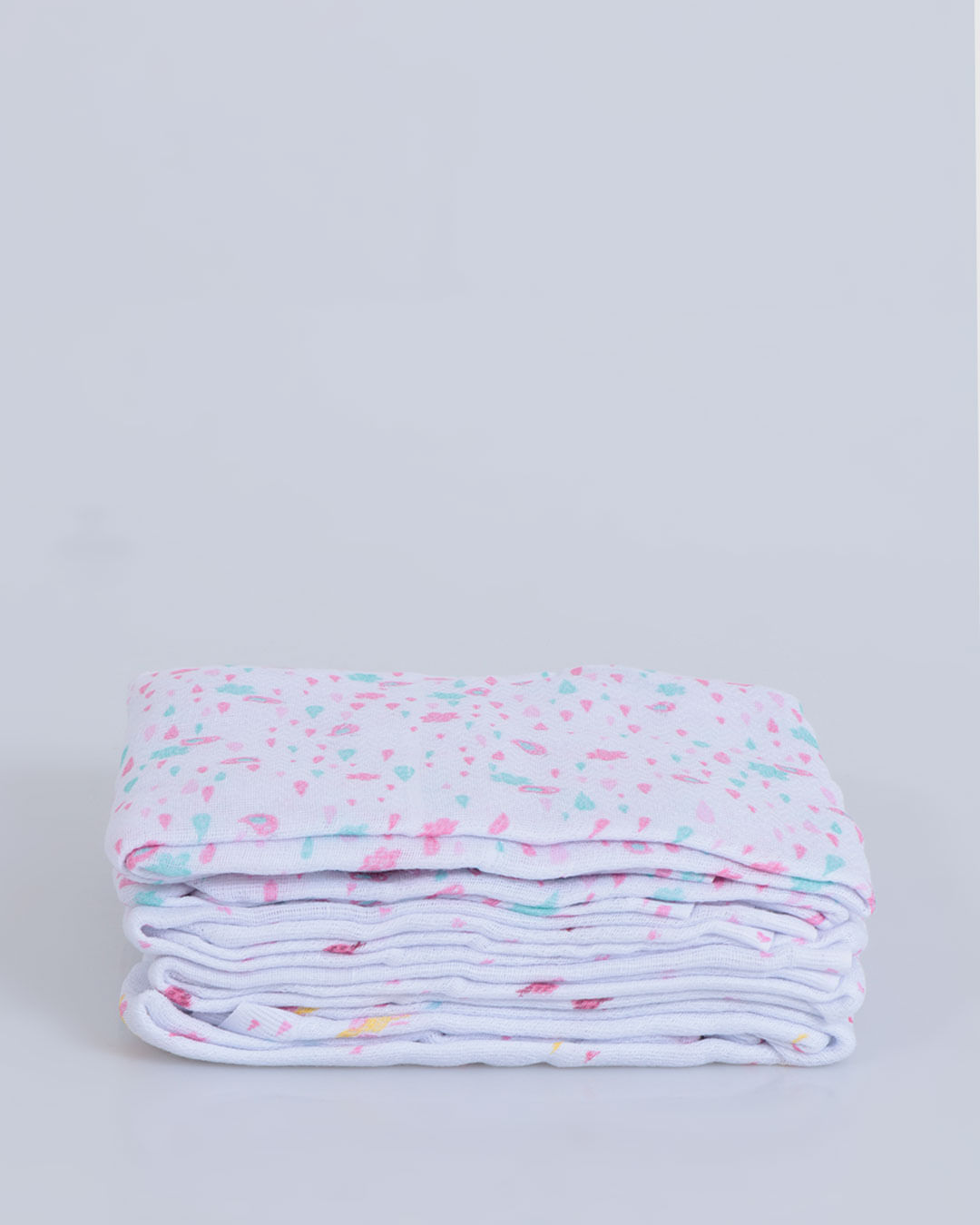 Fralda-Luxo-Est32021-001-C5-F67x70---Branco-Outros