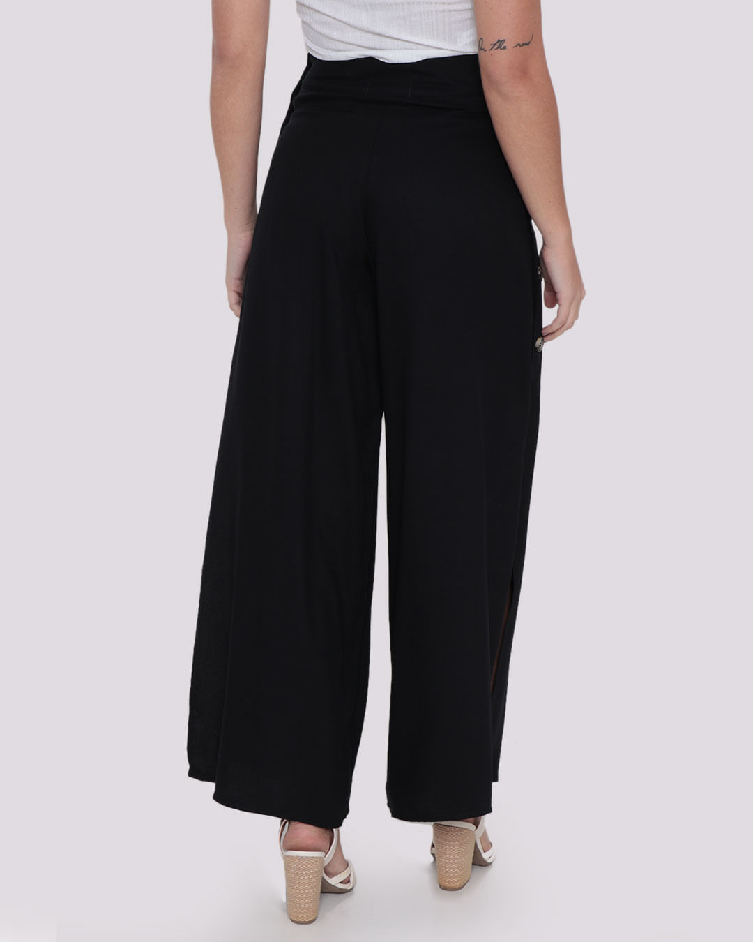 Calca-837-Pantalona-C-Botoes---Preto