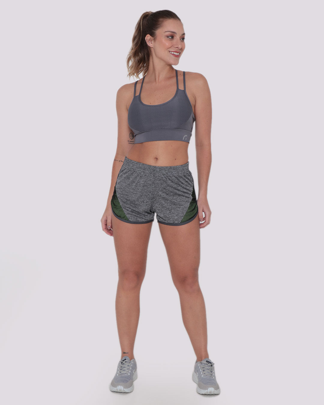 Short-643-Crecorte-E-Tela-Lateral---Mescla-Medio