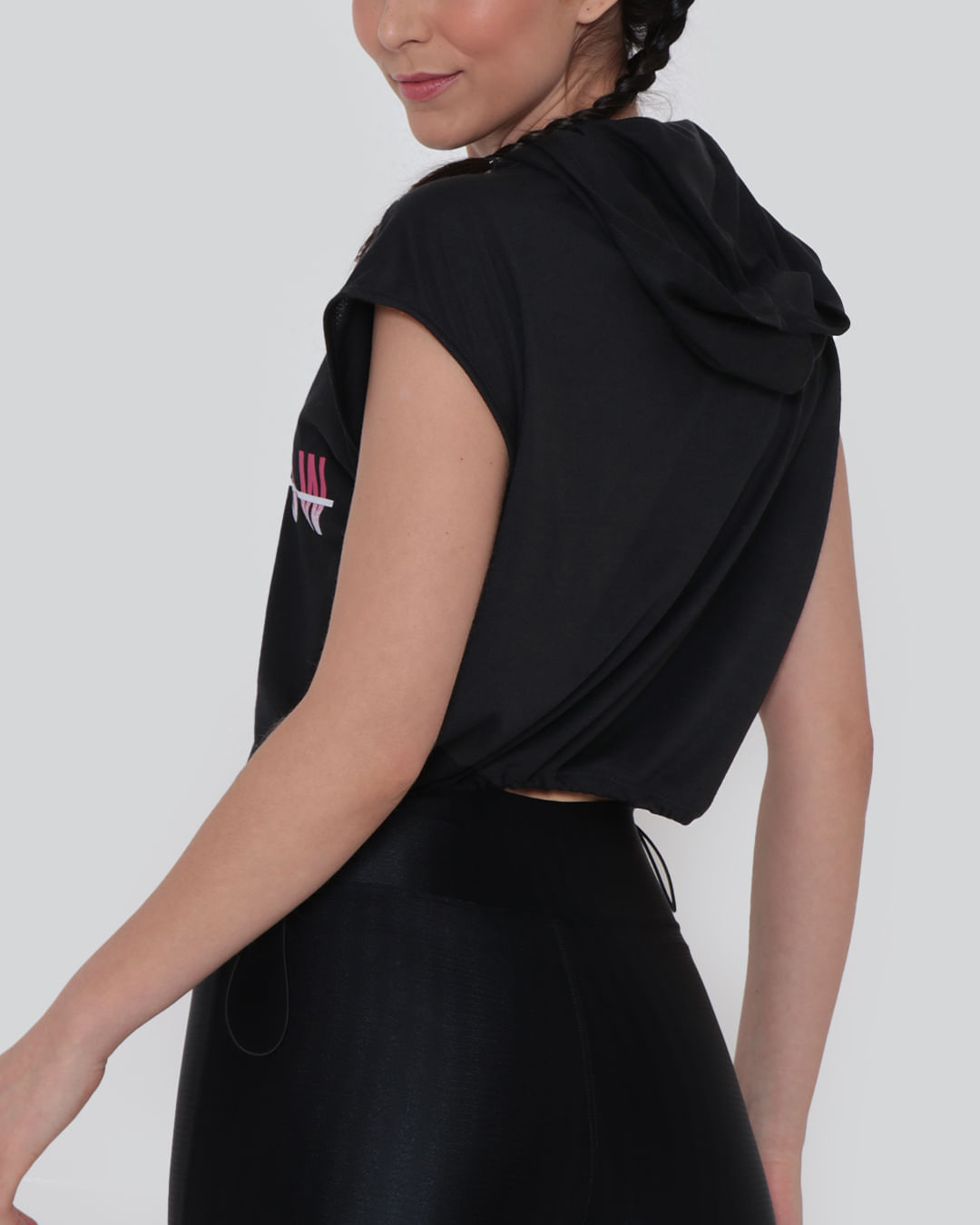 Blusa-Tt253-Cropped-C-Capuz---Preto