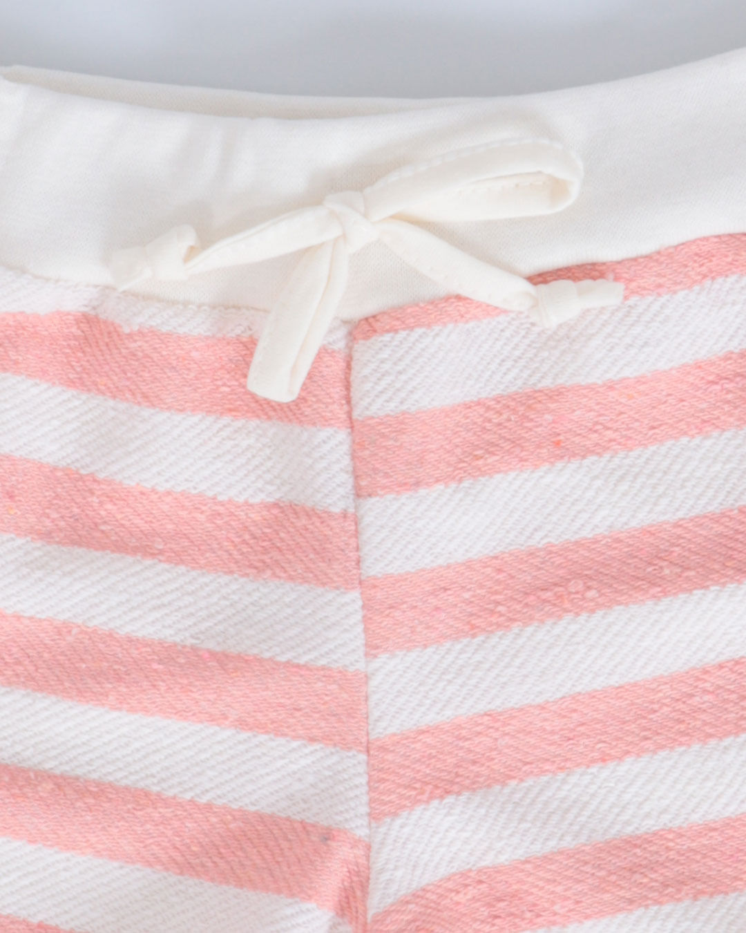 Short-30412-Listra-Rosa--Fem13---Off-White-Outros