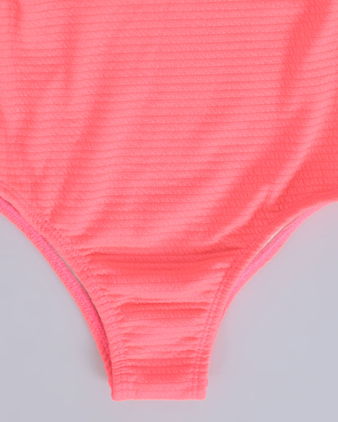Maio-1401-Juva-1216---Rosa-Neon