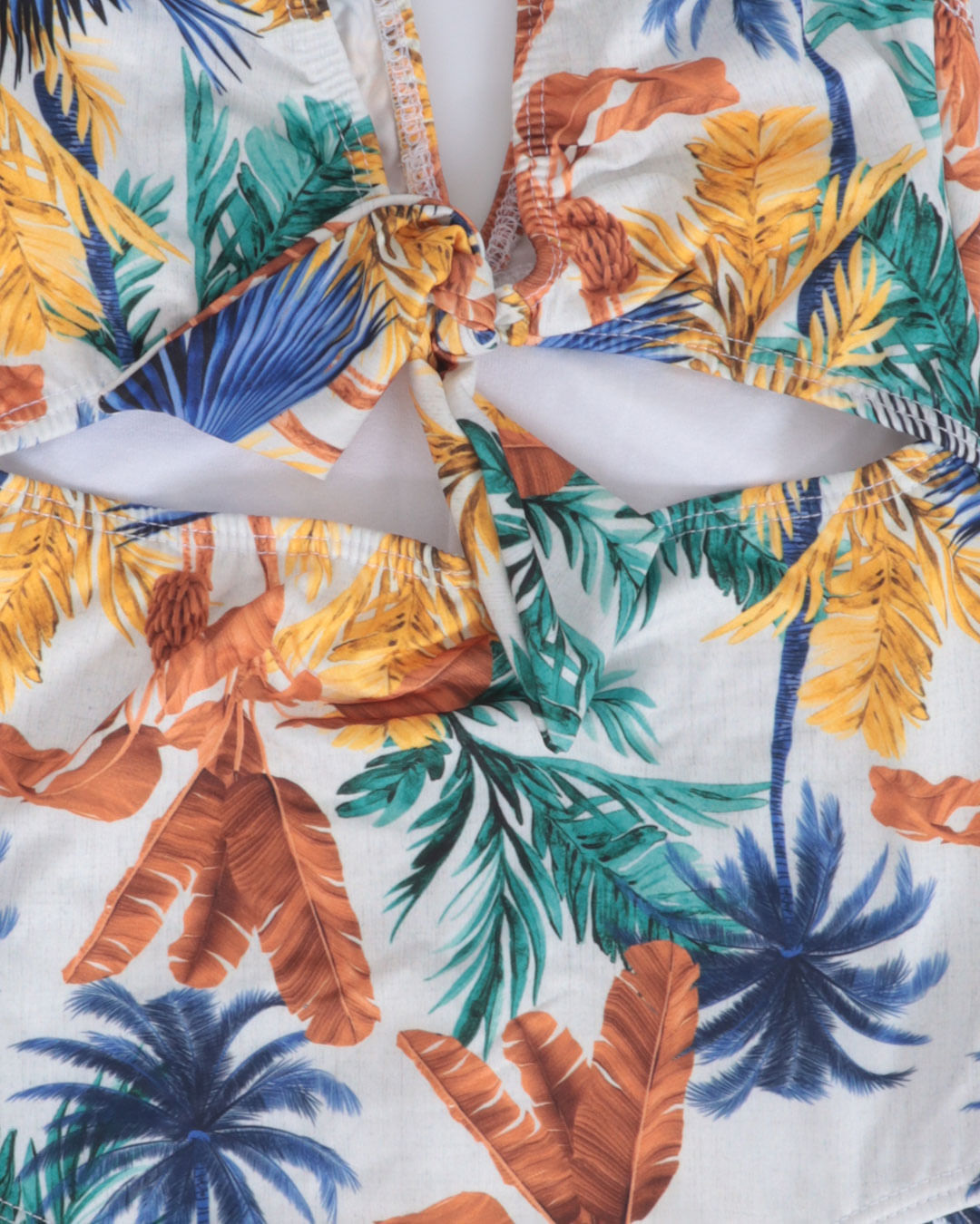 Maio-6826-C-Laco-Infa-410---Branco-Floral