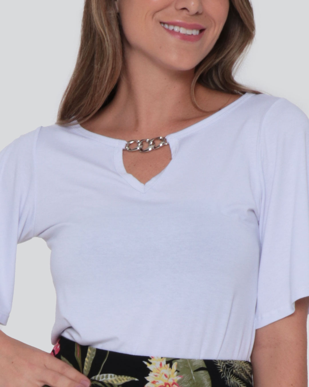 Blusa-Sc117-Gota-Costas-Detalhe-Gola---Branco