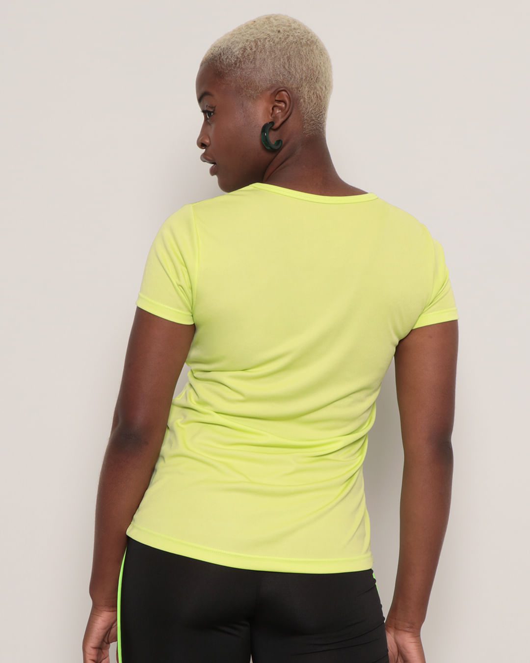 Blusa-Mc-Ref090-Basica---Verde-Neon