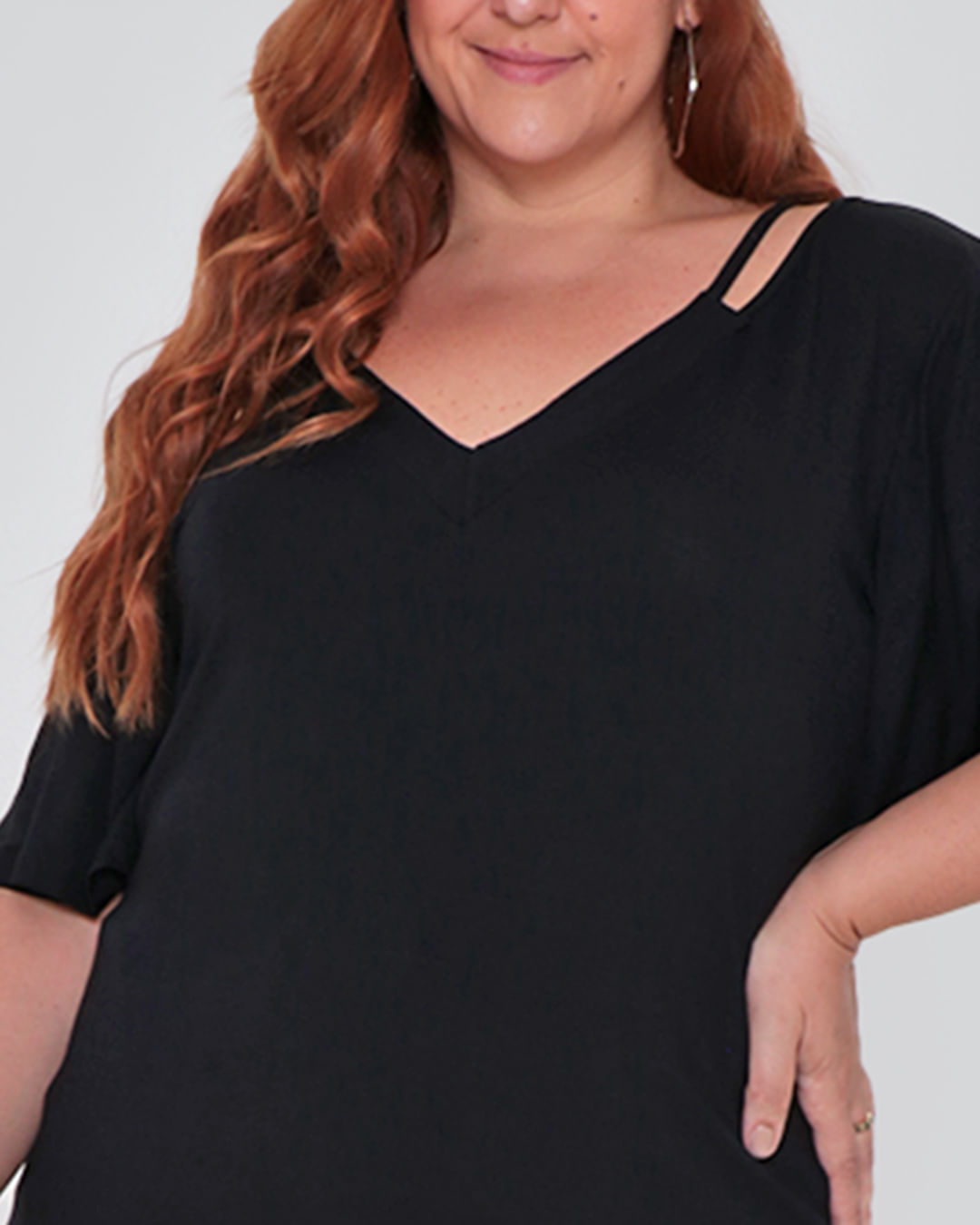 Blusa-5289t-Mc-Det-Decote-V---Preto