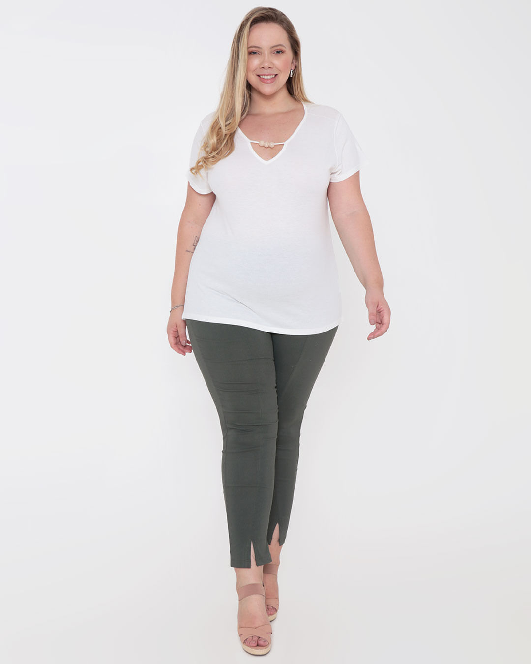 Blusa-Mc-Tt302-Det-Gota-E-Aviam-Decote---Branco