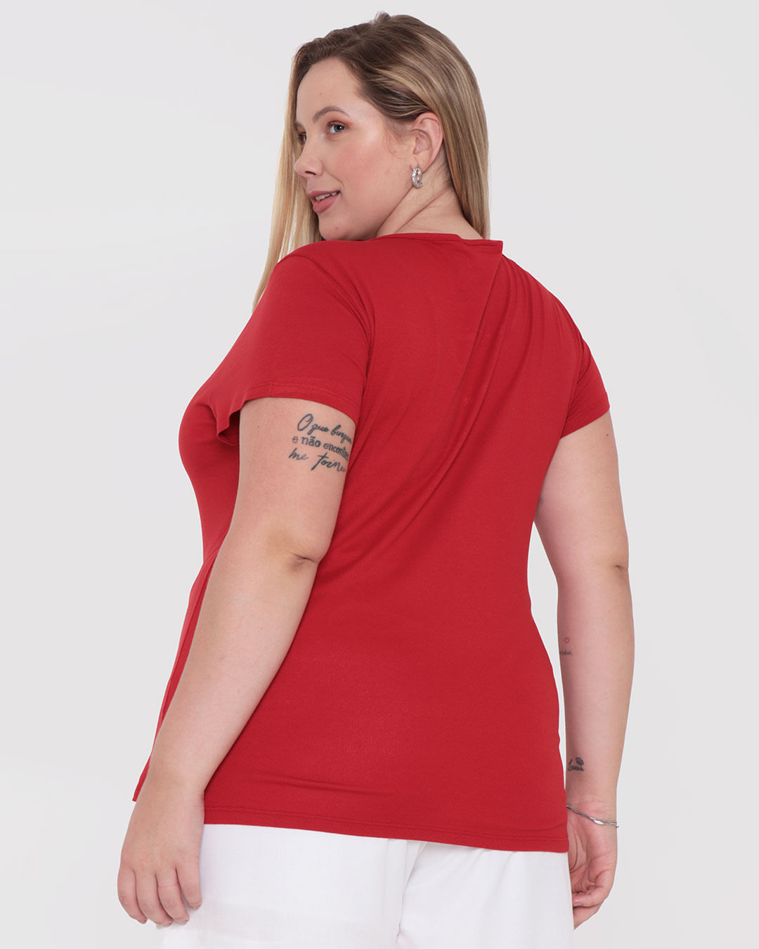 Blusa-Mc-Tt302-Det-Gota-E-Aviam-Decote---Vermelho-Medio