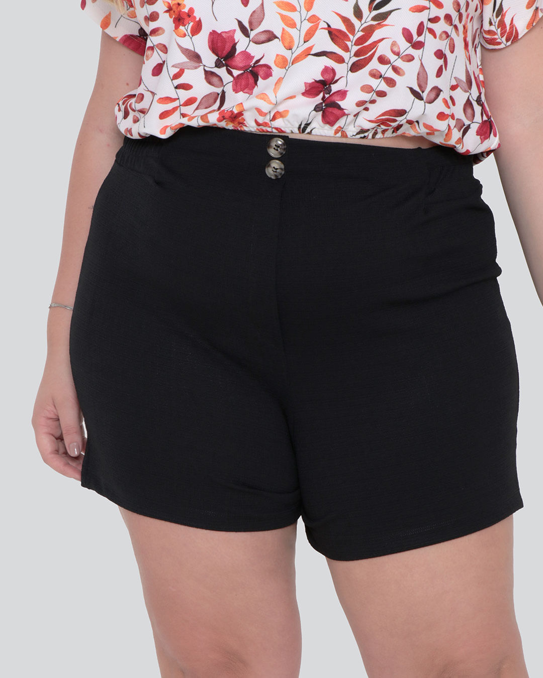 Shorts-3961-Cos-Elastico-Bot-Frontal---Preto