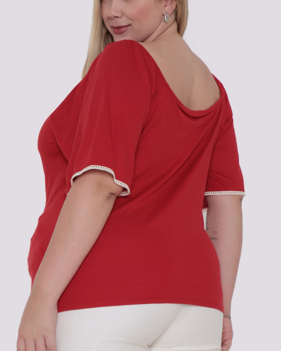 Blusa-Mc-Tt315-Franz-Decote-E-Aviamento---Vermelho-Medio