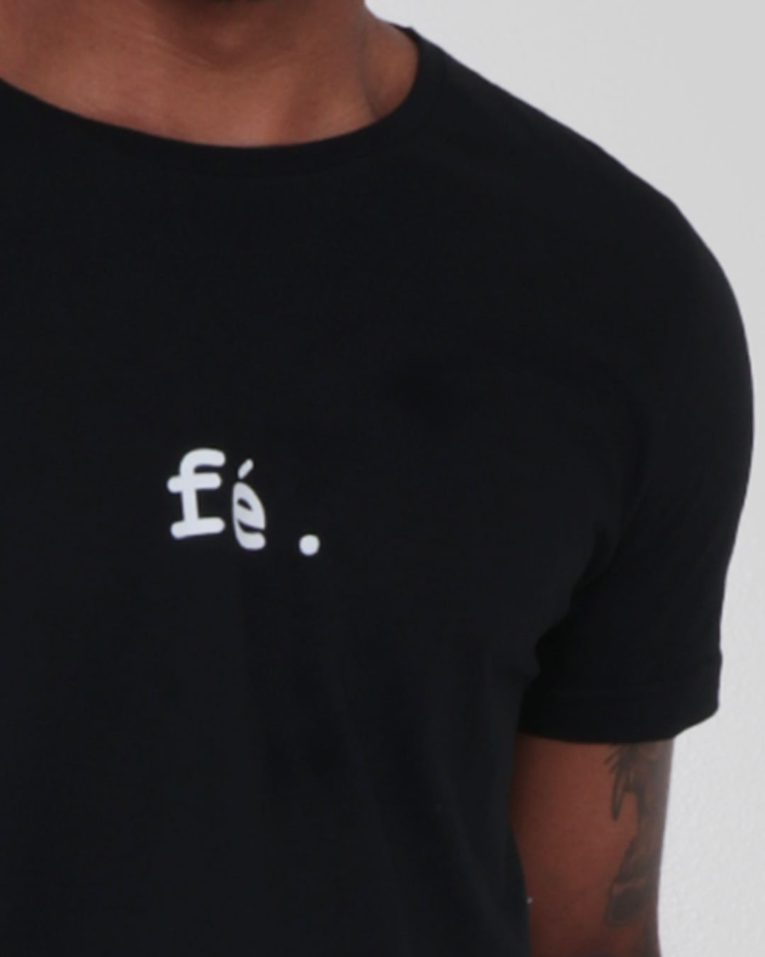 Camiseta-Frase-811j336-Preta--Pgg---Preto