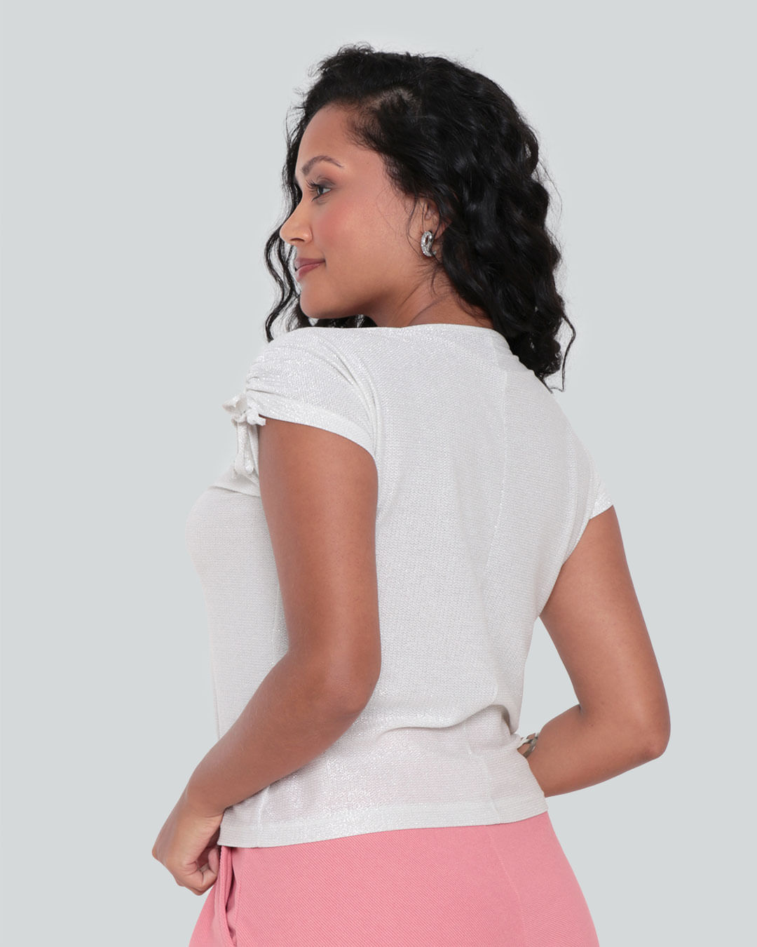 Blusa-224115-C-Lurex-E-Colisse-Ombro---Off-White-Outros