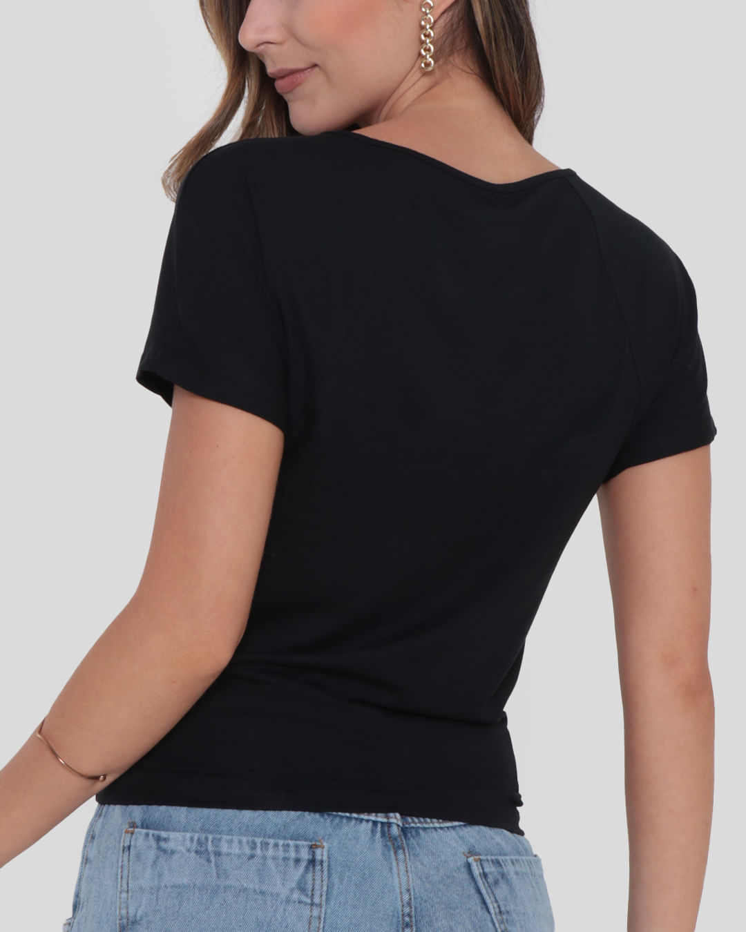 Blusa-110990-Com-Elastico-Na-Barra-E-Est---Preto