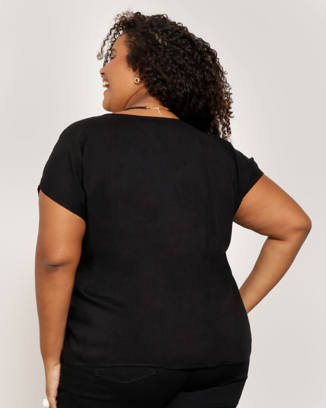 Blusa-216007-1-Morcego-Lisa---Preto