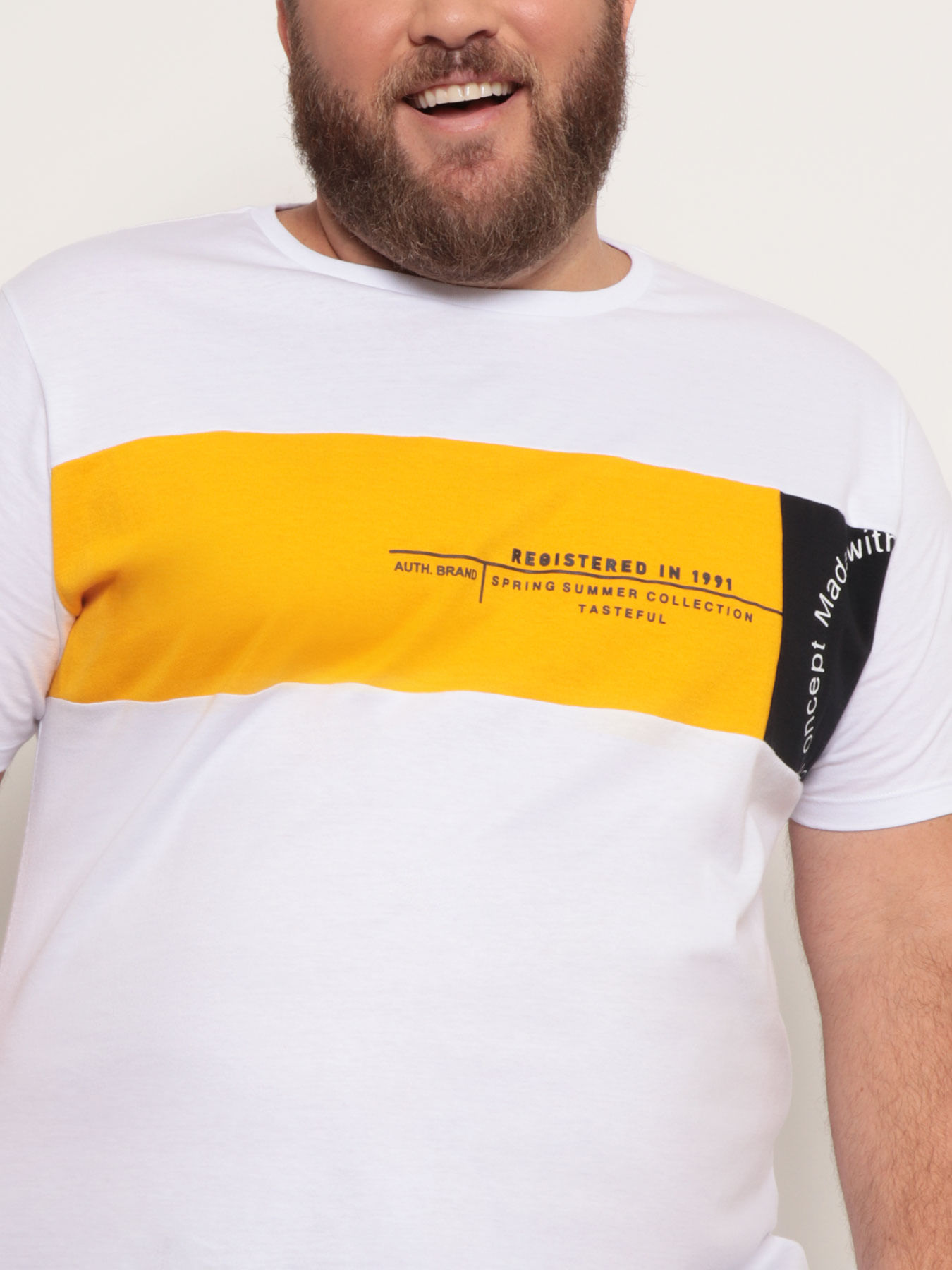 Camiseta-5d268-Recorte-Plus---Branco