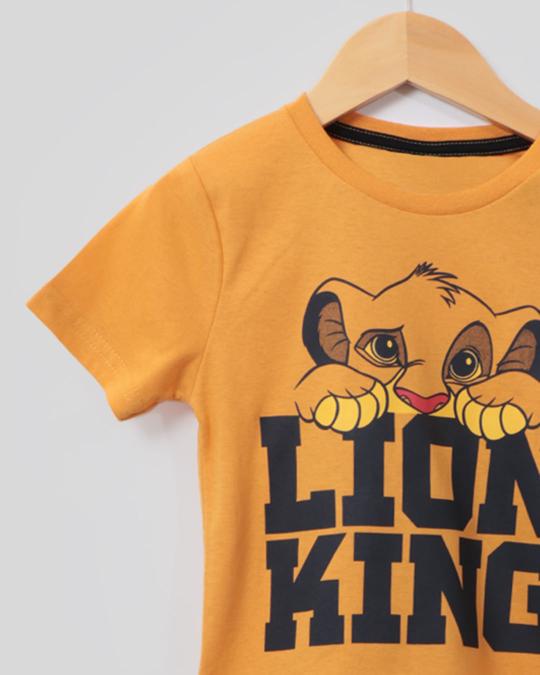 Camiseta-Mc-Ch30605-Rei-Leao-M13---Mostarda--Claro