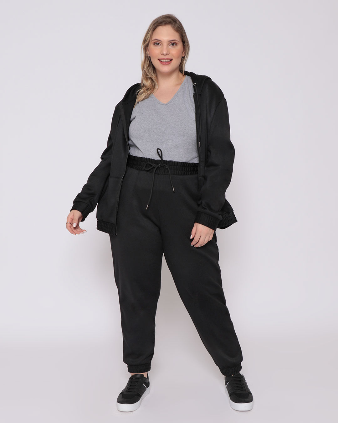 Casaco Moletom Feminino Plus Size Com Zíper Preto