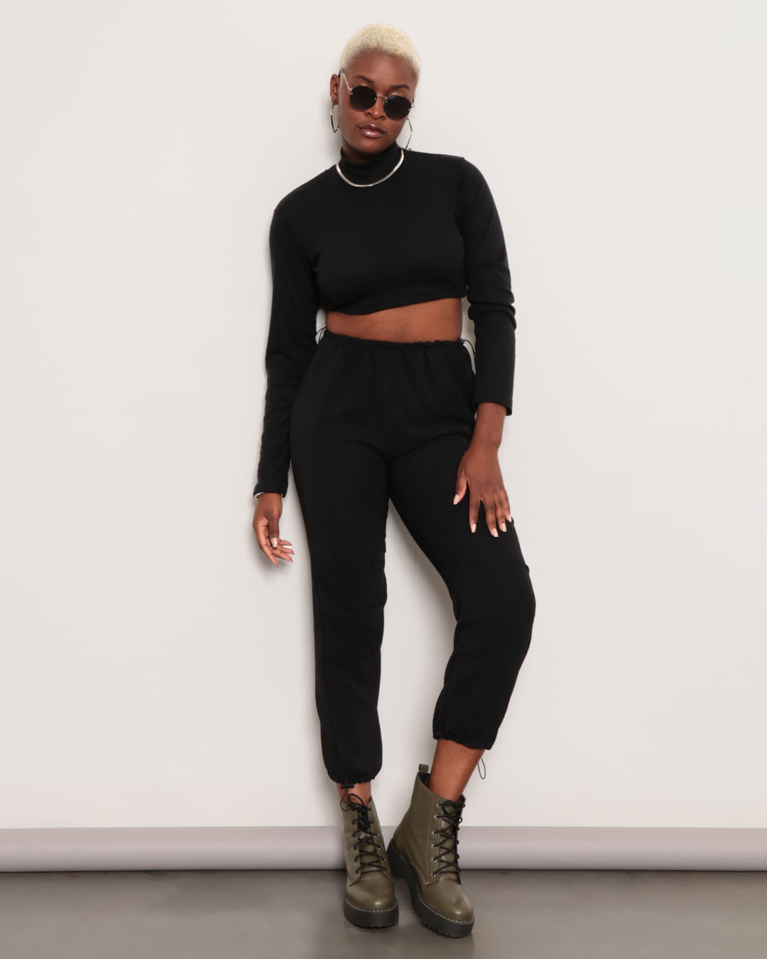 Blusa-4846-Cropped-Ml-Canelado-Gola-Alt---Preto